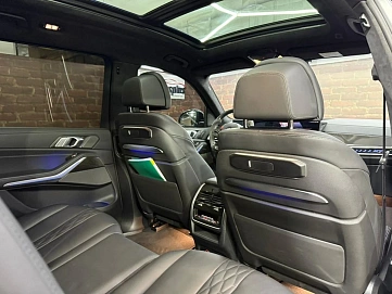 BMW X7, 2023г, полный привод, автомат
