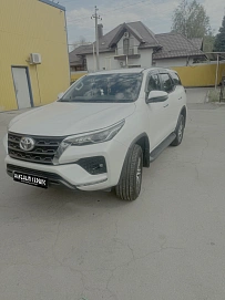 Toyota Fortuner, 2022г, полный привод, автомат