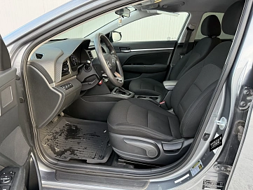 Hyundai Elantra, 2019г, передний привод, автомат