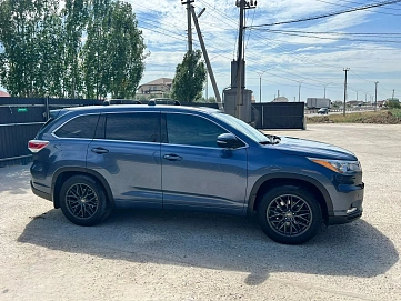 Toyota Highlander, 2014г, полный привод, автомат