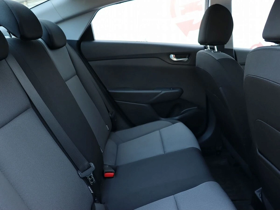 Hyundai Solaris, 2020г., передний привод, автомат