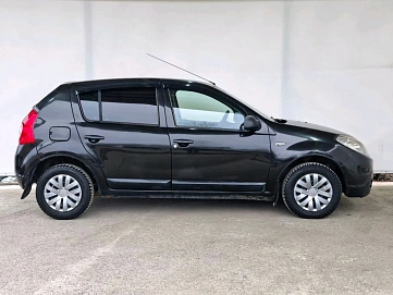 Renault Sandero, 2011г, передний привод, механика