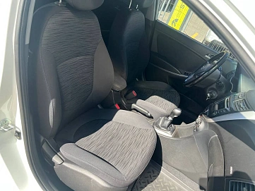 Hyundai Solaris, 2014г., передний привод, механика