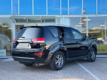 Citroen C-Crosser, 2011г, полный привод, вариатор