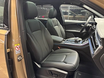 Audi Q7, 2025г, полный привод, автомат