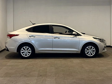 Hyundai Solaris, 2020г, передний привод, автомат