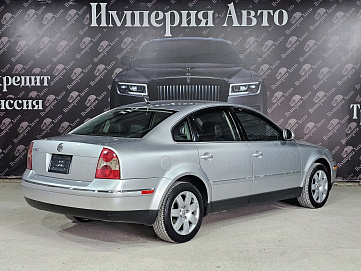 Volkswagen Passat, 2005г, передний привод, автомат