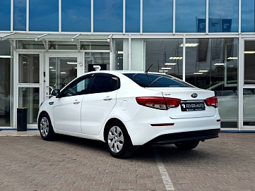 Kia Rio, 2015г, передний привод, механика