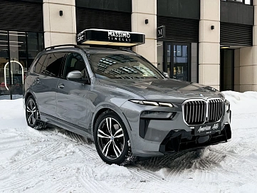 BMW X7, 2022г, полный привод, автомат
