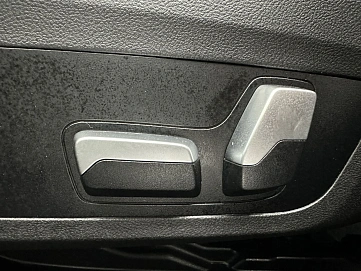 BMW 3 серии, 2023г, задний привод, автомат