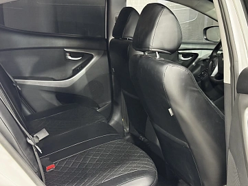 Hyundai Elantra, 2015г, передний привод, автомат