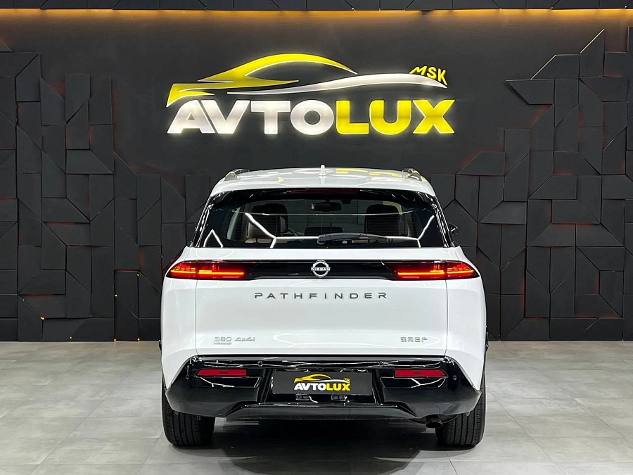 Nissan Pathfinder, 2024г., полный привод, автомат