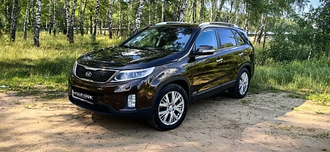 Kia Sorento, 2015г, полный привод, автомат