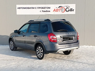 Lada (ВАЗ) , 2022г., передний привод, механика