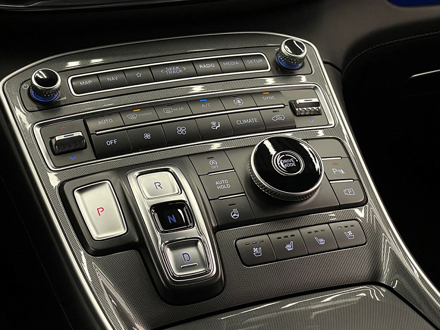 Hyundai Santa Fe, 2020г., передний привод, робот