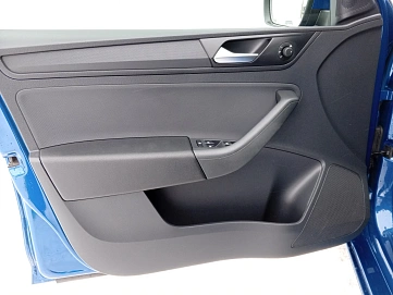 Volkswagen Polo, 2021г, передний привод, автомат