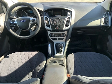Ford Focus, 2013г, передний привод, механика
