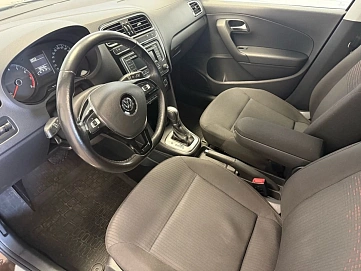 Volkswagen Polo, 2017г, передний привод, автомат
