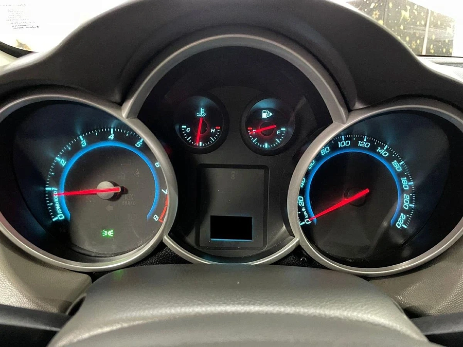 Chevrolet Cruze, 2010г., передний привод, механика