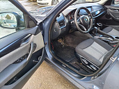 BMW X1, 2010г., передний привод, автомат