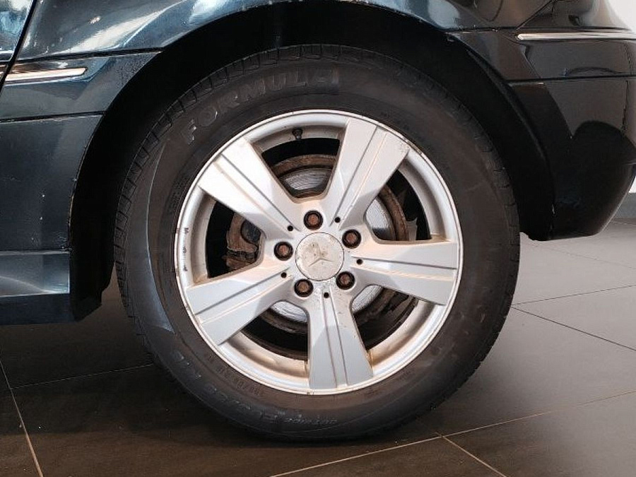 Mercedes-Benz , 2011г., передний привод, автомат