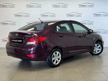 Hyundai Solaris, 2011г, передний привод, автомат