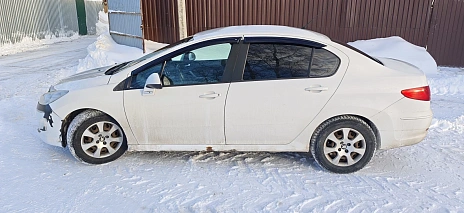 Peugeot 408, 2014г, передний привод, механика