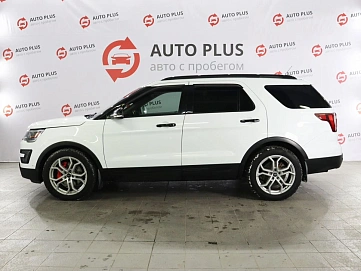 Ford Explorer, 2015г, полный привод, автомат