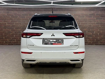 Mitsubishi Outlander, 2023г, полный привод, вариатор