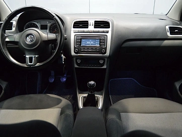 Volkswagen Polo, 2013г, передний привод, механика