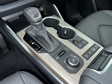 Toyota Highlander, 2025г, полный привод, автомат