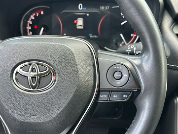 Toyota RAV4, 2020г, полный привод, автомат