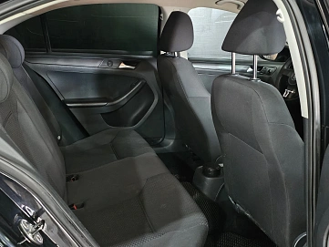 Volkswagen Jetta, 2013г, передний привод, автомат