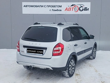 Lada (ВАЗ) , 2023г., передний привод, механика