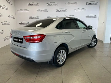 Lada (ВАЗ) Vesta, 2018г, передний привод, механика