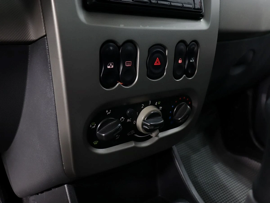 Renault Sandero, 2011г., передний привод, механика