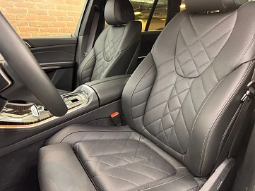 BMW X5, 2024г, полный привод, автомат
