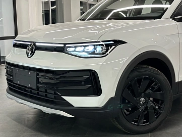 Volkswagen Tharu XR, 2024г, передний привод, автомат