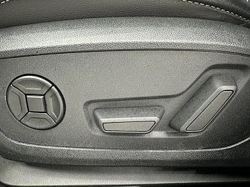 Audi A3, 2022г, передний привод, робот