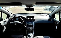 Peugeot 308, 2010г., передний привод, автомат