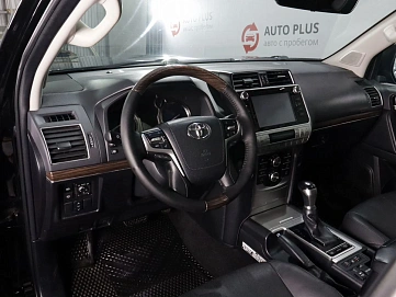 Toyota Land Cruiser Prado, 2018г, полный привод, автомат