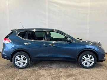 Nissan X-Trail, 2015г, передний привод, вариатор