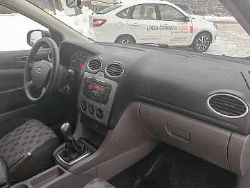 Ford Focus, 2010г, передний привод, механика