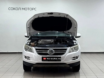 Volkswagen Tiguan, 2008г, полный привод, механика