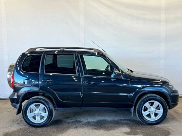 Chevrolet Niva, 2017г, полный привод, механика