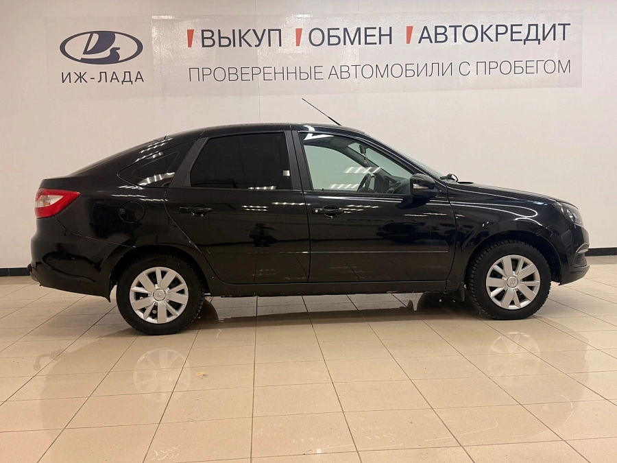 Lada (ВАЗ) Granta, 2023г., передний привод, механика