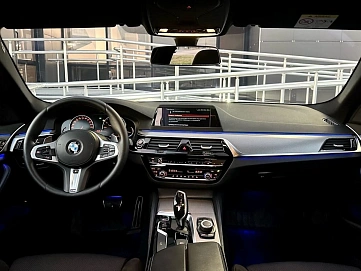 BMW , 2018г., задний привод, автомат