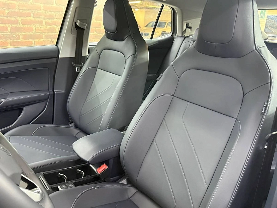 Volkswagen Tharu XR, 2025г., передний привод, робот