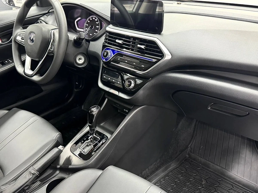 Changan Alsvin, 2023г., передний привод, робот