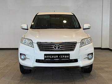 Toyota RAV4, 2012г, передний привод, автомат